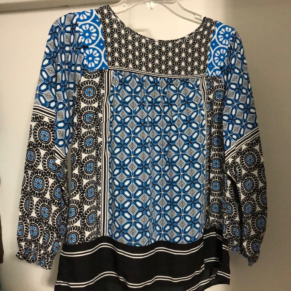 🦋 LOFT top, small, 3/4 sleeves, black/blue print